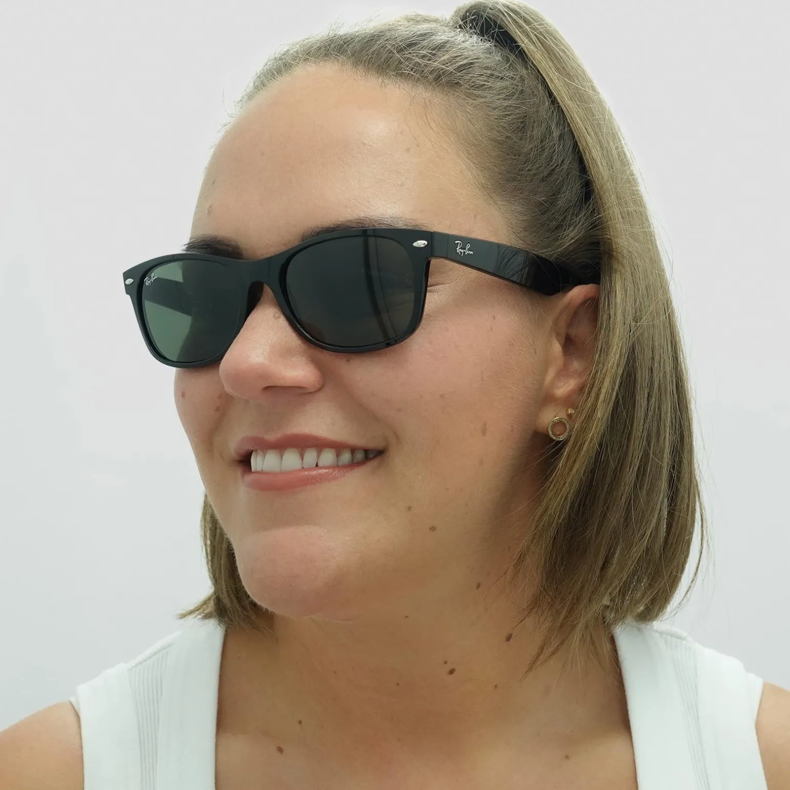 Ray-Ban Sunglasses New Wayfarer 2132 901L Black Green G-15 55mm